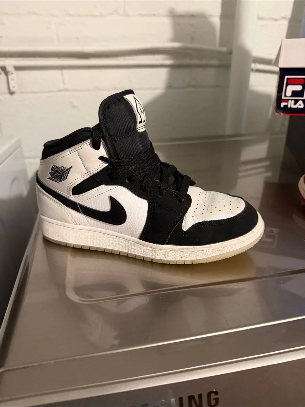 Black & White High-Top Basketball Sneakers - Unbranded air Jordan 1 mid
